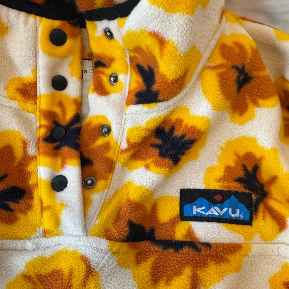 Kavu Yellow and Black Floral Zip-Up Jacket - Picture 3 of 4